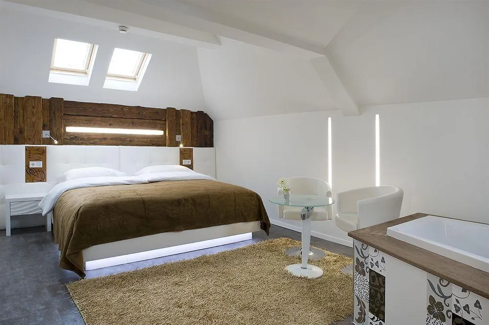 Boutiquehotel Am Dom Salzburg 4*,
